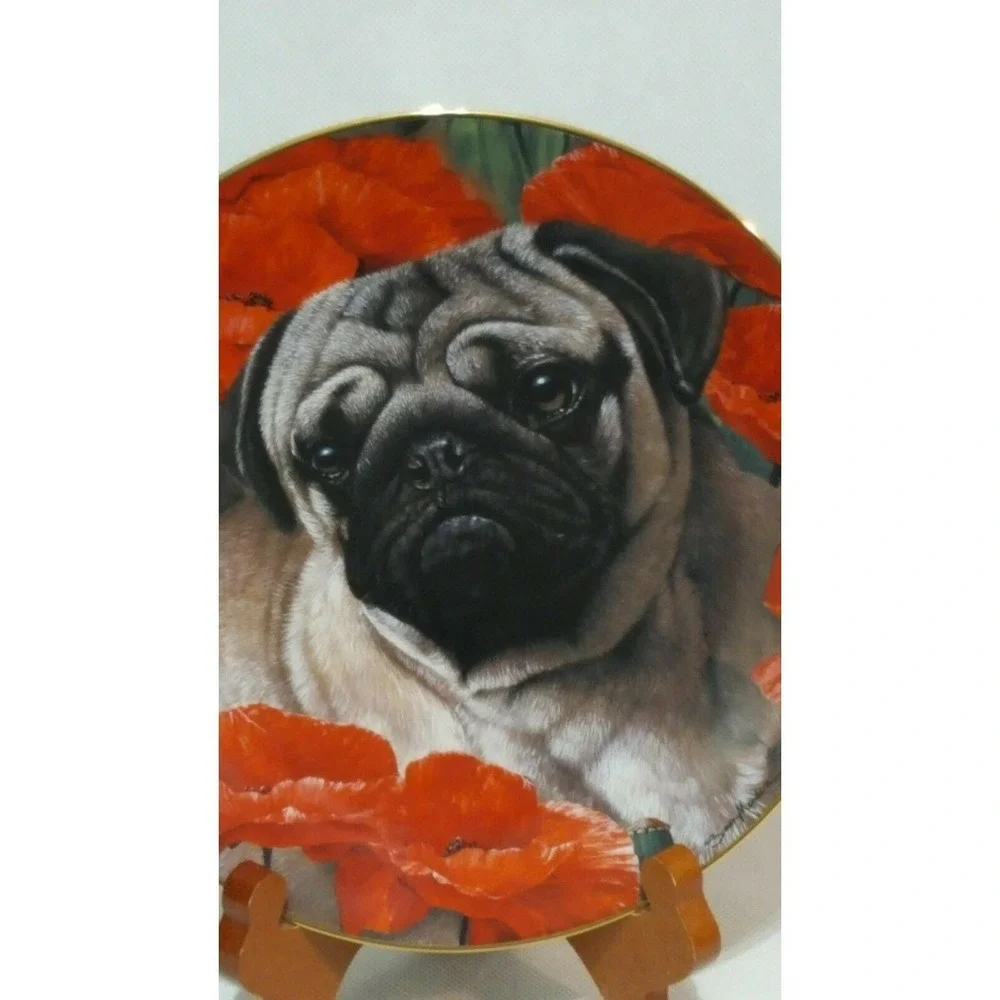 Danbury Mint  Pug Limit Edition Plate POPPY LOVE  by Simon Mendez Retired